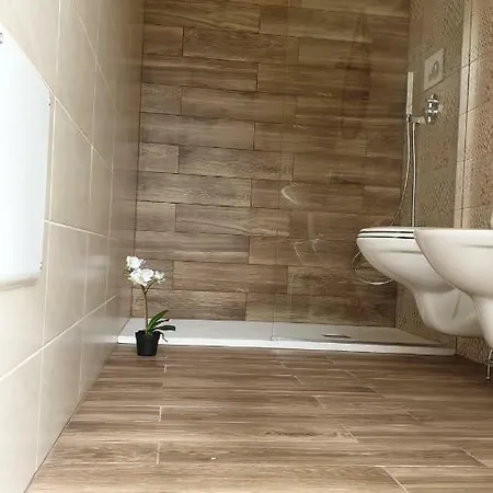 Rosalba 滨海波利尼亚诺